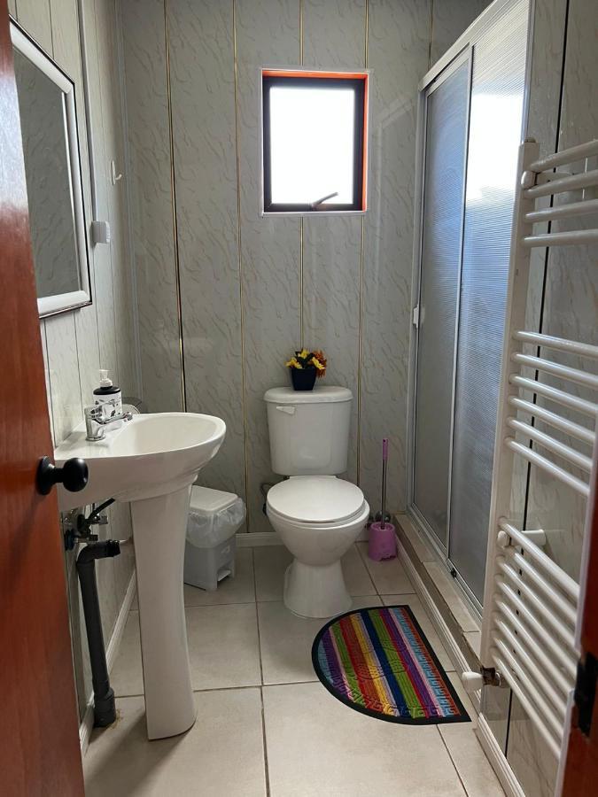 Hostal B&B Coastal Natales 푸에르토나탈레스 외부 사진
