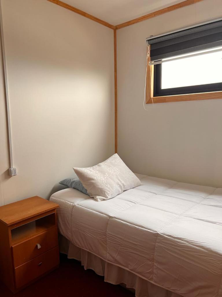 Hostal B&B Coastal Natales 푸에르토나탈레스 외부 사진