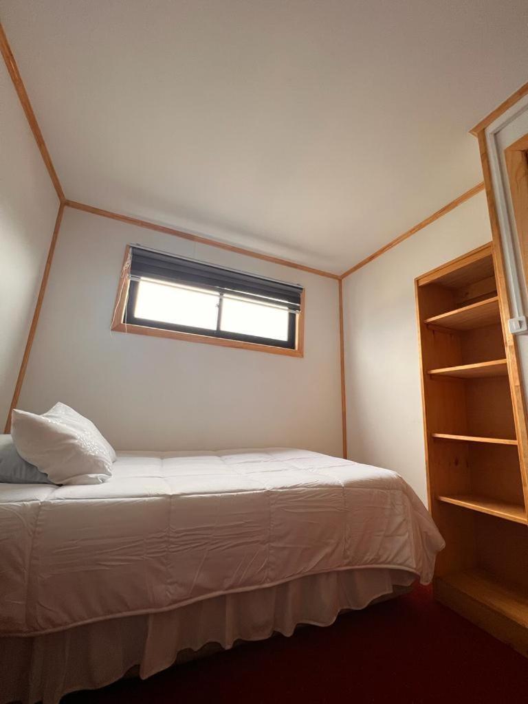 Hostal B&B Coastal Natales 푸에르토나탈레스 외부 사진
