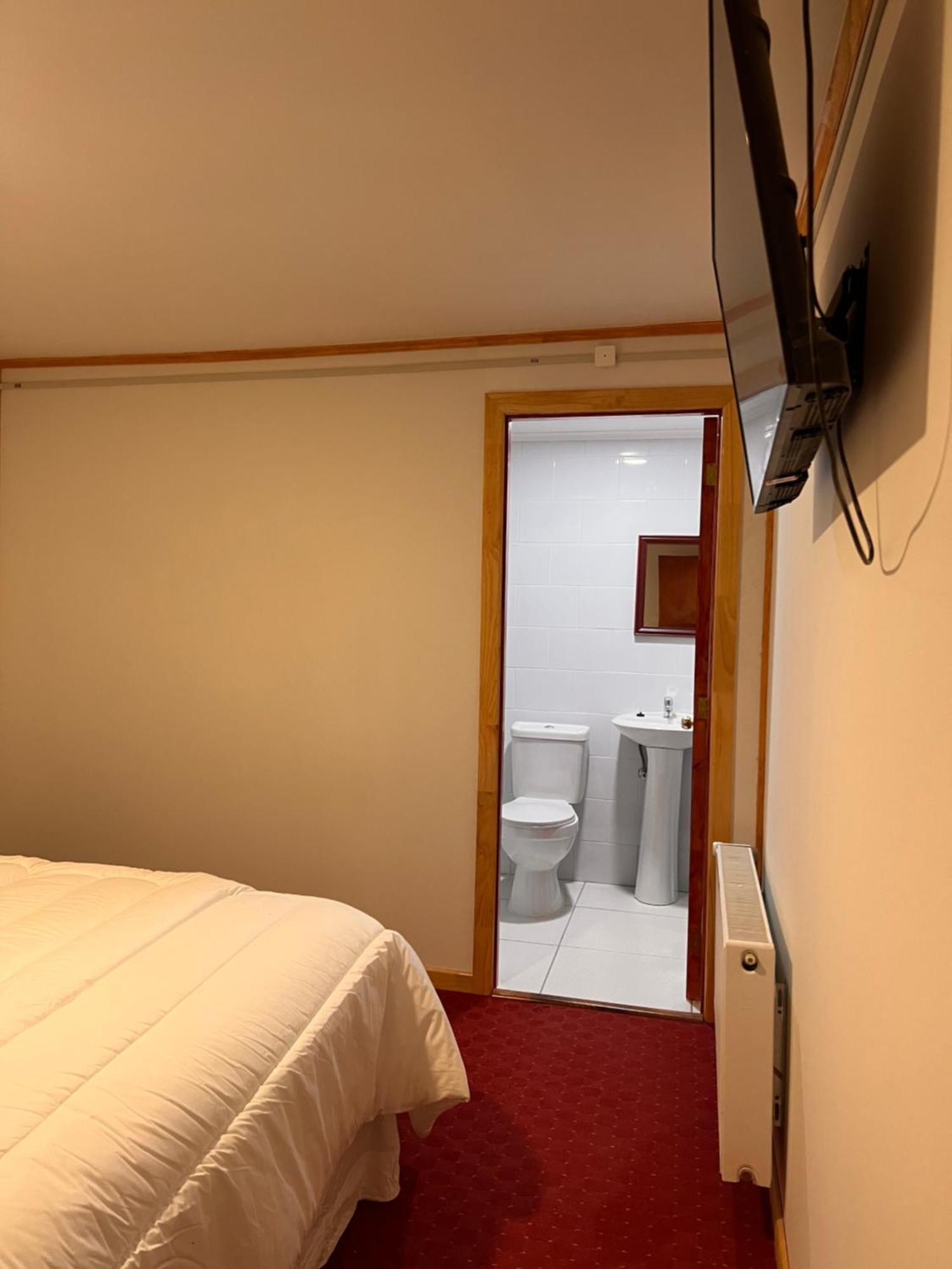 Hostal B&B Coastal Natales 푸에르토나탈레스 외부 사진