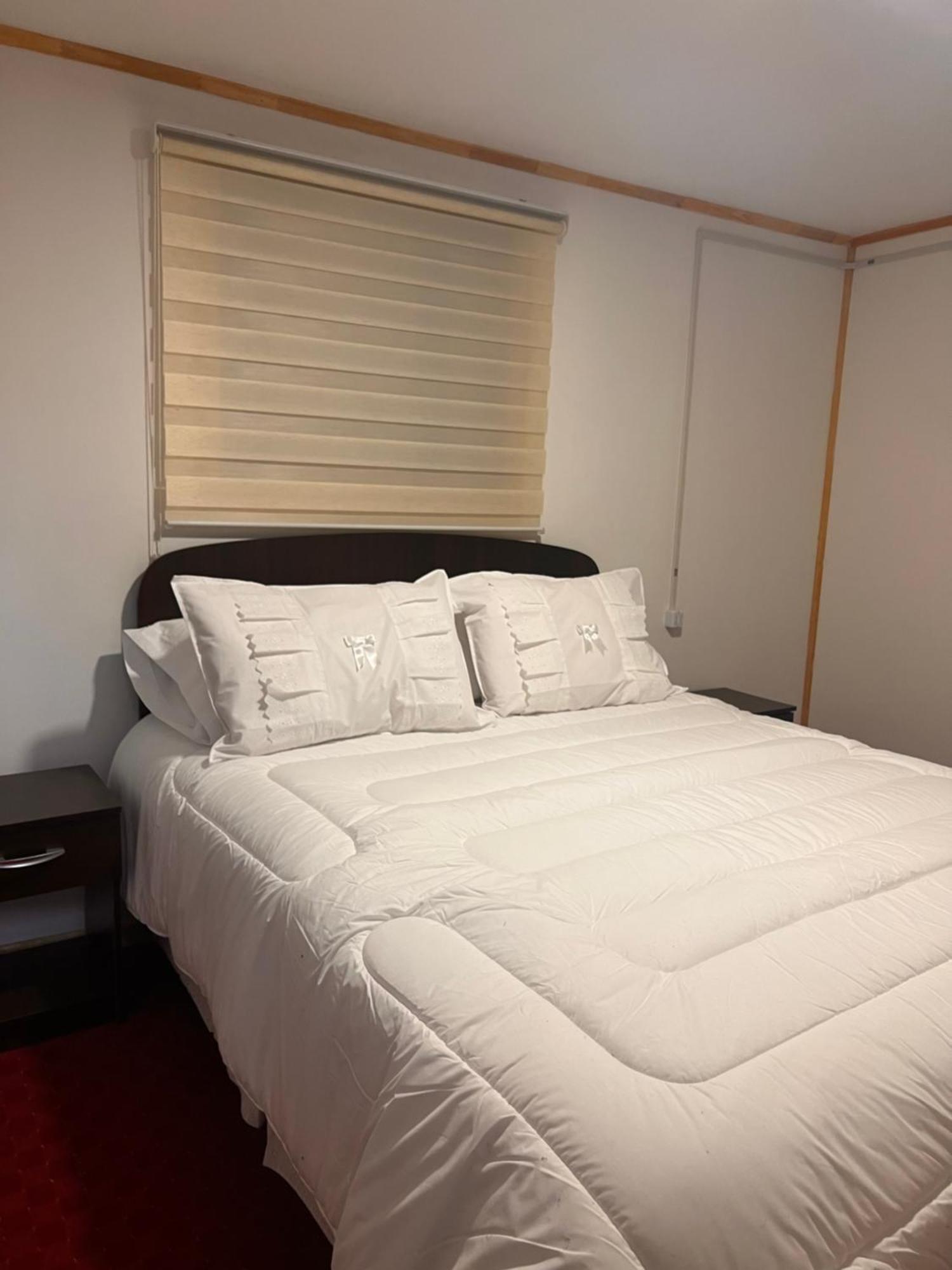 Hostal B&B Coastal Natales 푸에르토나탈레스 외부 사진