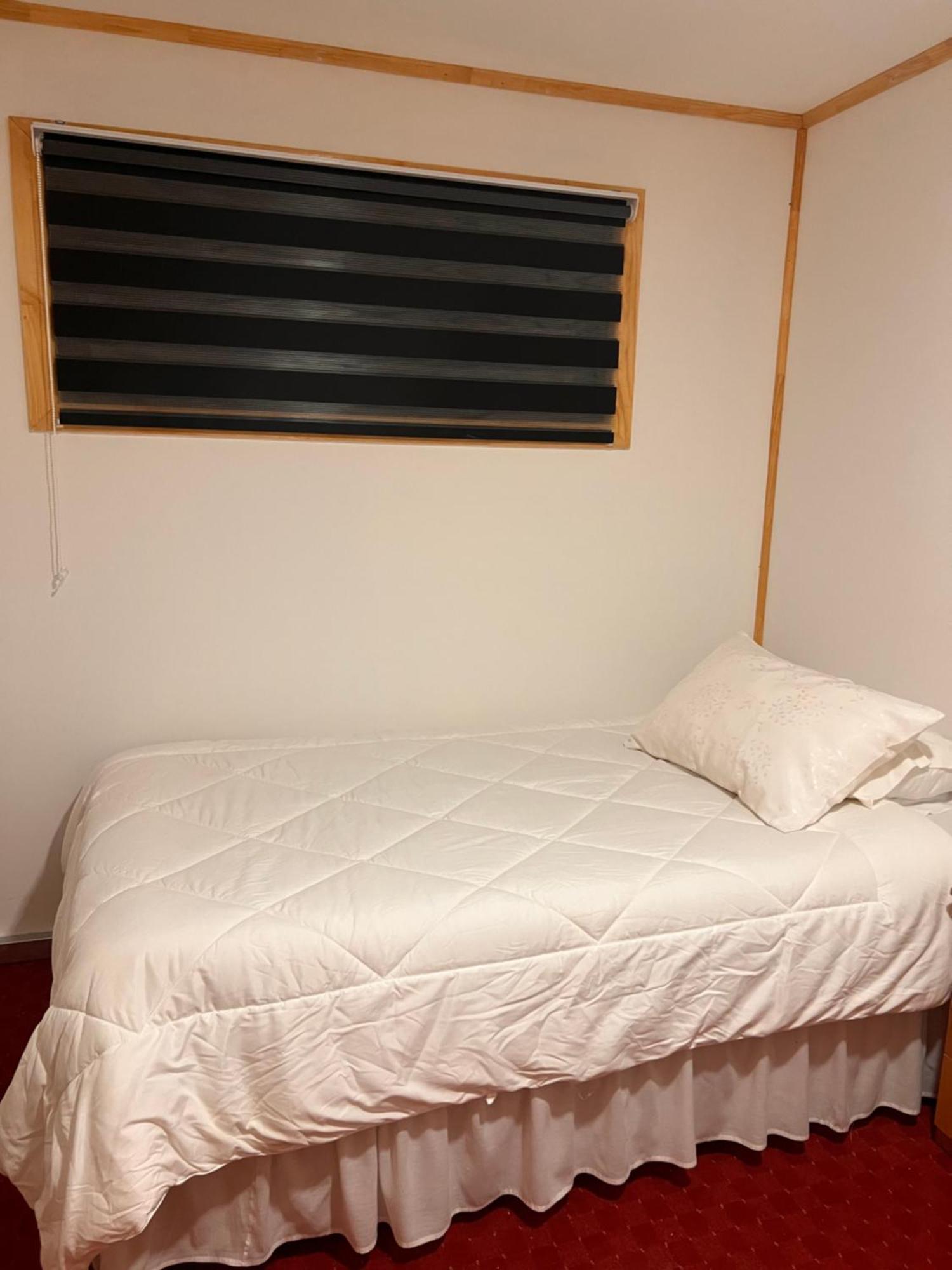 Hostal B&B Coastal Natales 푸에르토나탈레스 외부 사진