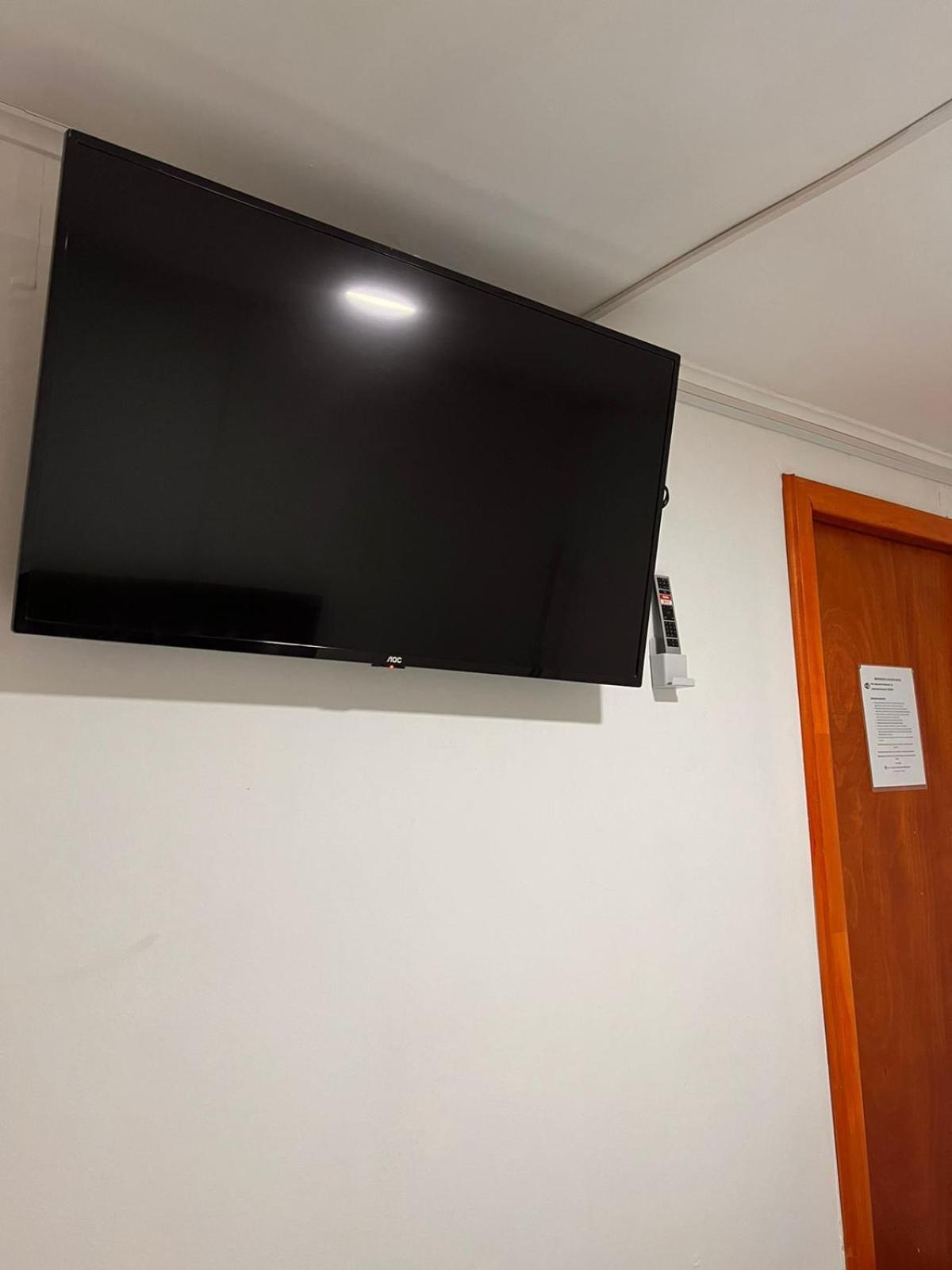 Hostal B&B Coastal Natales 푸에르토나탈레스 외부 사진